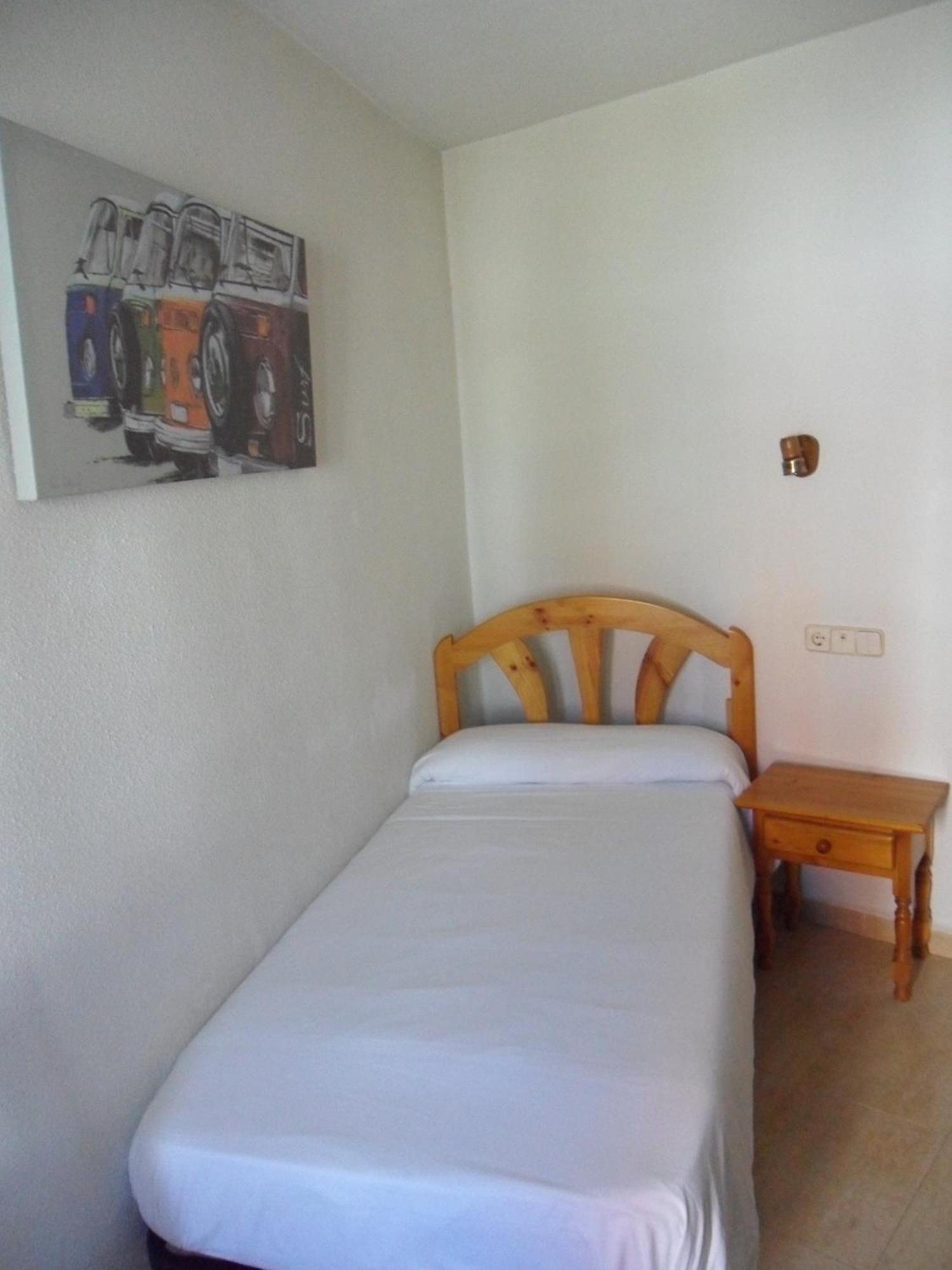Hostal El Descanso Madrid Camera foto