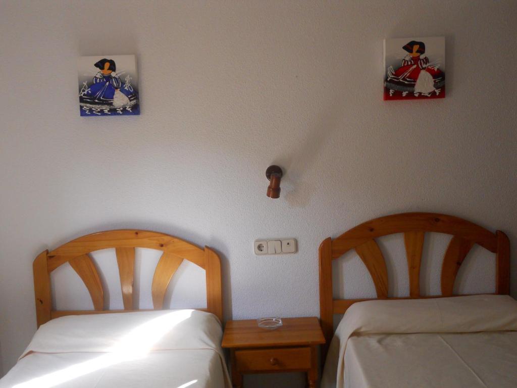 Hostal El Descanso Madrid Camera foto